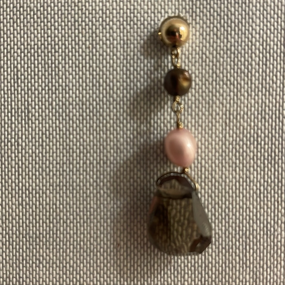 SMOKY QUARTZ AND FRESH WATER PEARL EARRINGS - Picture 7 of 8